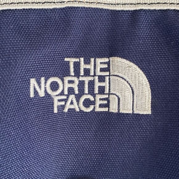 The North Face Black & Navy Blue Water Hiking Waist bag Backpack Large Pockets - Picture 2 of 12